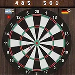 Tabla de darts cu săgeți și afișaj de scor digital pe un fundal de cărămidă
