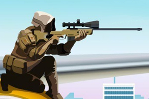 Un personaj cu echipament militar stă așezat pe un acoperiș, ținând o pușcă cu lunetă și privind către un oraș din fundal