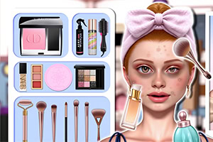 Femeie cu prosop roz pe cap, machiată, înconjurată de produse cosmetice și pensule de machiaj