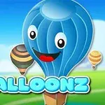 Balon albastru cu față zâmbitoare și ochi mari, înconjurat de alte baloane colorate pe un fundal de cer senin și câmp verde, cu textul „BALLOONZ” dedesubt