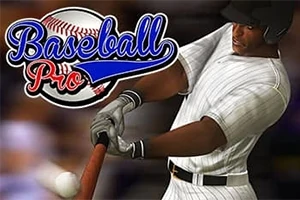 Un jucător de baseball lovește o minge cu o bâtă, purtând un echipament alb cu dungi și o cască neagră, având în fundal un logo cu textul Baseball Pro