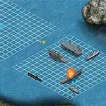 Două grile pe apă, cu nave, una dintre nave fiind lovită de o explozie