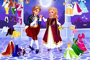 Prinț și prințesă într-o sală de bal, înconjurați de haine elegante și accesorii