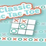 Textul „Classic Tic Tac Toe” deasupra unui tabel de joc cu X-uri și O-uri, pe un fundal albastru deschis cu modele de X-uri și O-uri