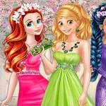Trei personaje feminine animate, îmbrăcate în rochii elegante de seară, cu flori în păr, zâmbind și ținând accesorii, pe un fundal de flori roz
