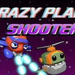 Textul Crazy Plane Shooter este plasat deasupra unor personaje animate și vehicule zburătoare pe un fundal spațial