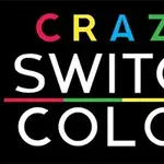 Textul CRAZY SWITCH COLOR pe un fundal negru, cu litere colorate în roșu, galben, albastru și verde