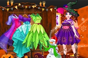 O tânără costumată în vrăjitoare stă lângă un dulap cu rochii colorate și un om de zăpadă, într-o cameră decorată festiv