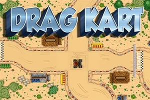 Textul Drag Kart deasupra unei piste de curse sinuoase cu decor desertic și diverse obstacole