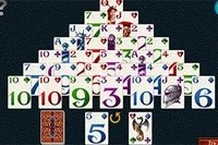 Joacă în acest joc clasic de solitaire piramidă online