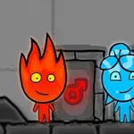 Personaje animate, unul roșu cu un cap de foc și altul albastru cu apă, stand lângă uși marcate cu simbolurile masculin și feminin