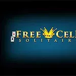 Textul Free Cell Solitaire cu un fundal albastru și un simbol de coroană între cuvinte