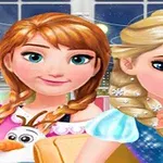 Două personaje animate cu păr împletit pozează, una cu părul blond și alta cu părul roșcat, într-un cadru interior, alături de un om de zăpadă mic și simpatic