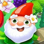 Pitici vesel cu o căciulă roșie, înconjurat de o căpșună și flori colorate, pe un fundal verde de grădină
