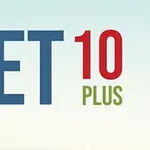Textul „GET 10 PLUS” pe un fundal deschis, cu „GET” în albastru, „10” în roșu și „PLUS” în verde