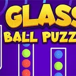 Textul „Glass Ball Puzzle” pe un fundal mov cu coloane de bile colorate