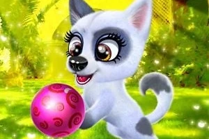 Un cățeluș animat cu ochi mari și gene lungi ține o minge roz cu modele spiralate într-un decor luminos de natură