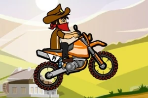 Un personaj cu pălărie de cowboy și eșarfă roșie conduce o motocicletă portocalie peste un deal, având o casă și câmpuri în fundal