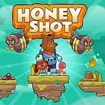 Honey Shot Ursuleț purtând un costum albastru și un pistol cu miere, flancat de două albine mari, pe platforme plutitoare în fața unui fundal albastru-verzui cu logo-ul Honey Shot deasupra