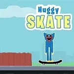 Personaj albastru cu zâmbet larg pe skateboard, fundal cer senin și gard roșu