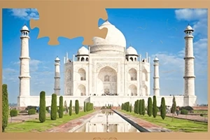 Puzzle cu Taj Mahal, lipsind o piesă în colțul stânga sus