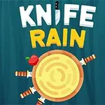 Textul Knife Rain deasupra unei ținte circulare din lemn, înconjurată de cuțite și un măr roșu