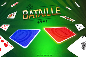 Cărți de joc împrăștiate pe un fundal verde cu două suprafețe colorate albastru și roșu, și textul La Bataille