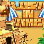 Textul Lost in Time cu capete de Anubis, piramide și palmieri pe fundal, într-un peisaj desertic