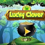 Un cazan plin cu monede de aur și un buton de redare pe un fundal de pădure, cu un semn verde care afișează textul Lucky Clover
