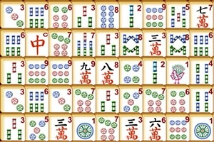 Piese de joc cu simboluri chinezești colorate, ordonate pe mai multe rânduri