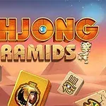 Textul Mahjong Pyramids cu imagini tematice egiptene și piramide pe un fundal deșertic