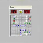 Interfață grafică cu o grilă de pătrate, unele numerotate, și un contor digital roșu în partea de sus