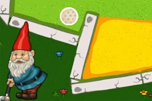Un pitic cu o pălărie roșie și o băț de golf stă lângă o cale verde cu o suprafață galbenă și flori colorate
