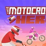 Trei motocicliști cu cască și echipament colorat participă la o cursă de motocross pe un fundal cu cer albastru și nori roz