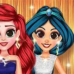 Două personaje animate cu păr roșu și albastru, purtând rochii elegante și bijuterii strălucitoare, pe un fundal auriu