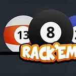 Trei bile de biliard numerotate 13, 8 și 2, cu textul RACKEM sub ele, pe un fundal închis