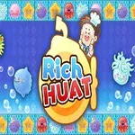 Personaj vesel de desene animate lângă un text colorat Rich Huat pe un fundal albastru cu creaturi marine drăguțe și bule