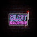 Text neon Slot Machine pe un fundal de cărămidă întunecată