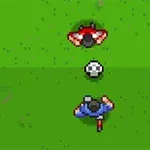 Două personaje pixelate pe un teren de fotbal, cu o minge între ele