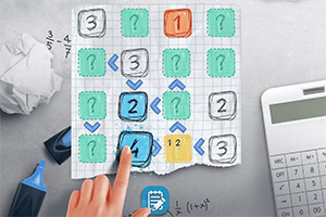 Un puzzle numeric pe o foaie de matematică, înconjurat de o mână, un calculator și alte elemente de birou