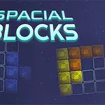 Textul Spacial Blocks pe un fundal albastru cu blocuri colorate roșii, albastre și galbene