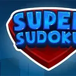 Logo cu text albastru Super Sudoku pe un fundal cu un diamant roșu și siluete de clădiri în fundal