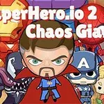 Ilustrație cu personaje în stil desen animat având trăsături de supereroi și personaje de benzi desenate, cu un titlu mare în partea de sus