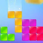 Piese colorate de puzzle în formă de blocuri pătrate, în albastru, verde, galben, mov și roz, pe un fundal albastru deschis