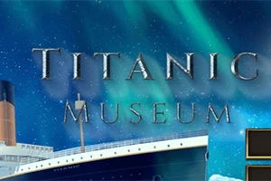 Imaginea prezintă o secțiune a unei nave mari pe un fundal albastru, cu textul Titanic Museum vizibil deasupra