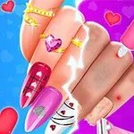 Mâini cu unghii decorate în stil colorat și extravagant, incluzând bijuterii strălucitoare și modele cu inimioare, pe un fundal gradient albastru și roz, cu o cremă aplicată pe un deget